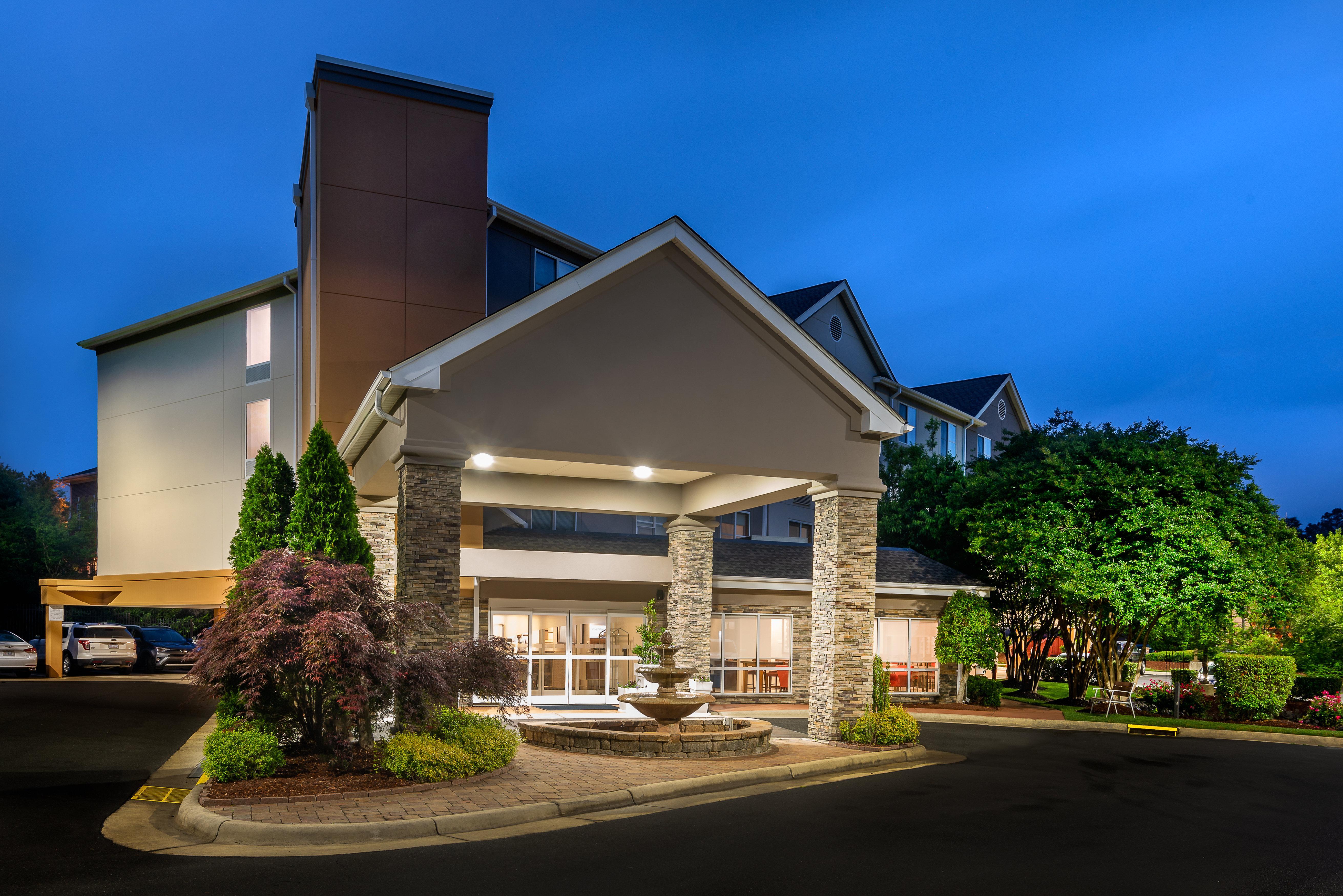 Holiday Inn Express Chapel Hill By Ihg Dış mekan fotoğraf