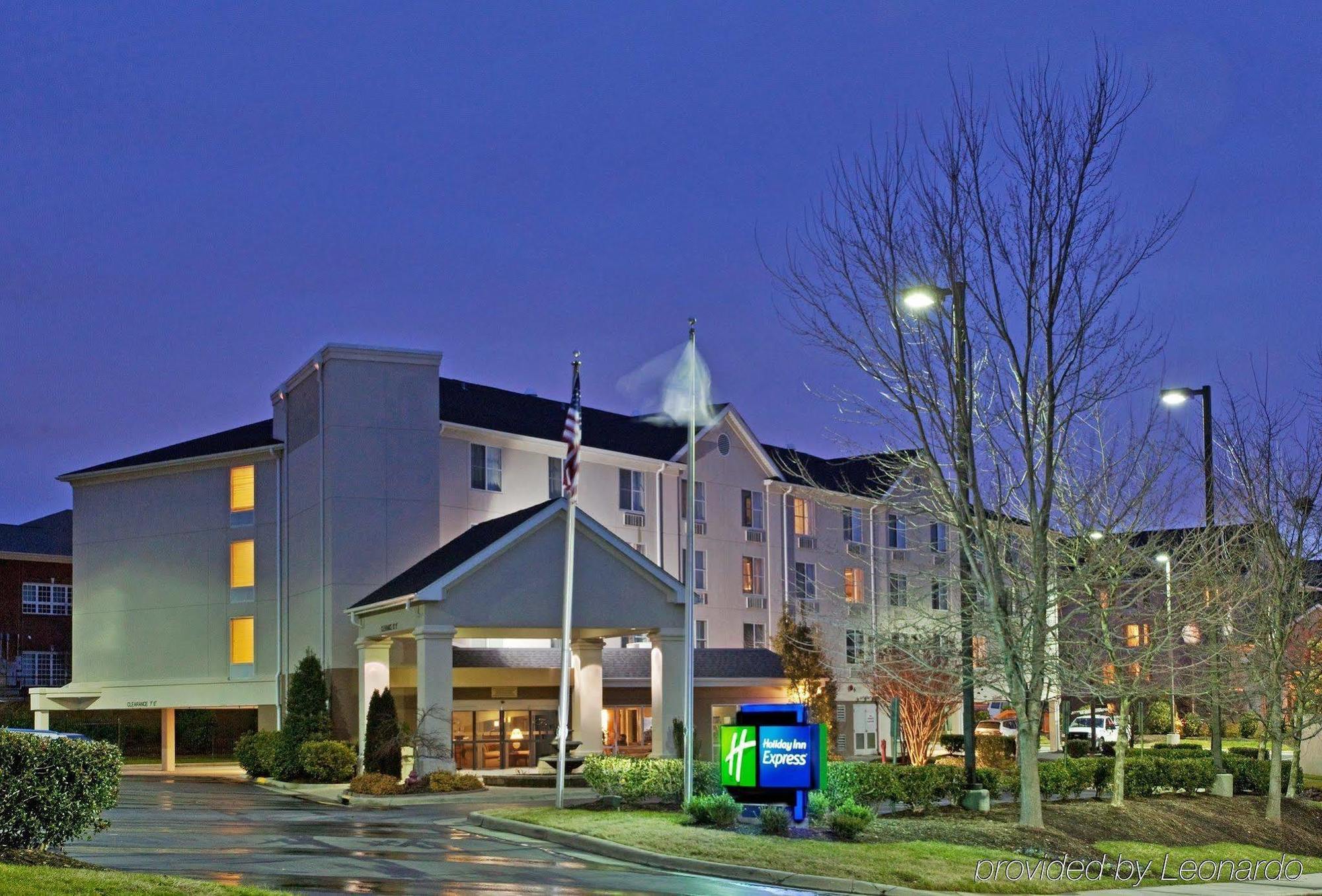 Holiday Inn Express Chapel Hill By Ihg Dış mekan fotoğraf
