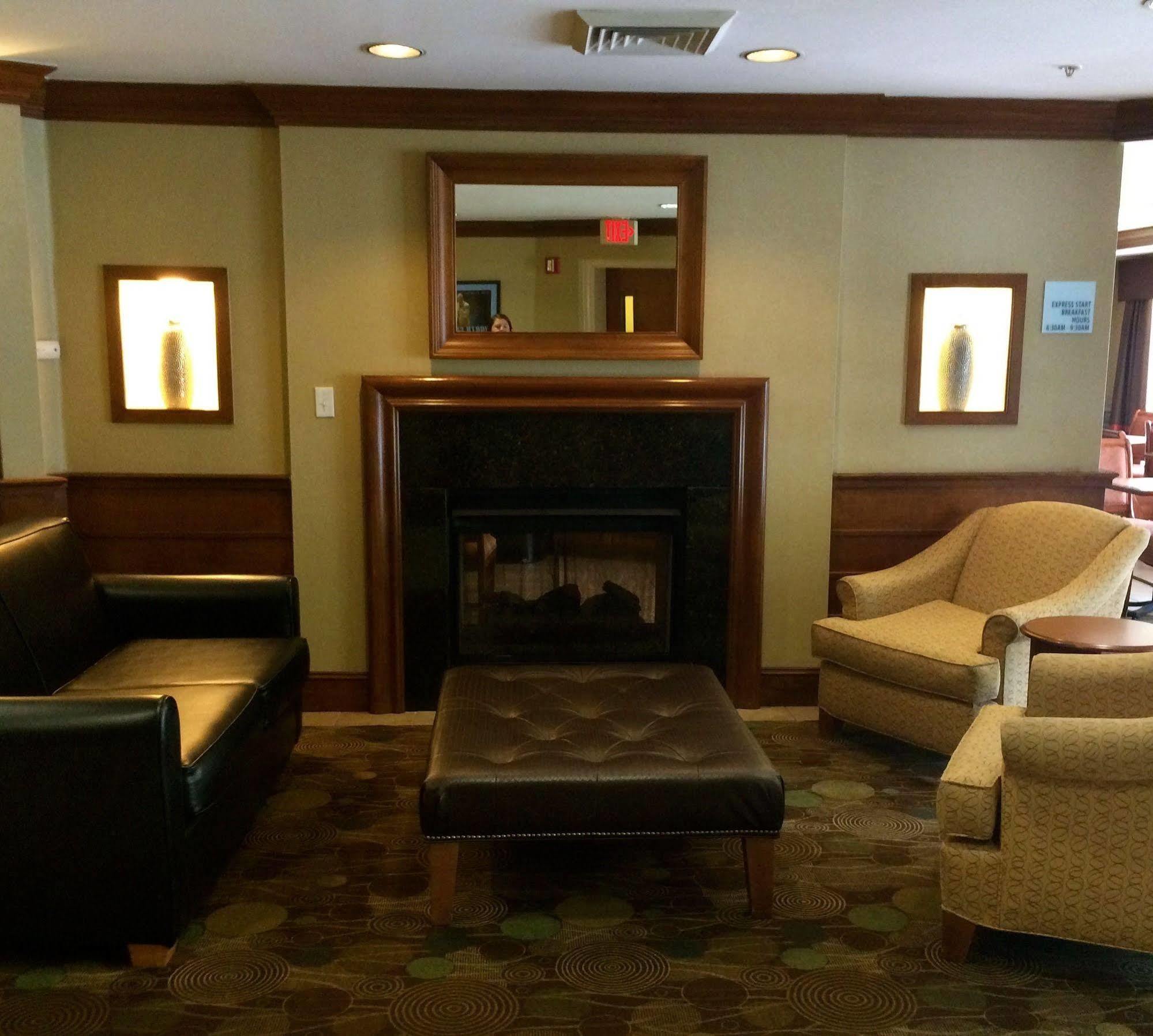Holiday Inn Express Chapel Hill By Ihg Dış mekan fotoğraf