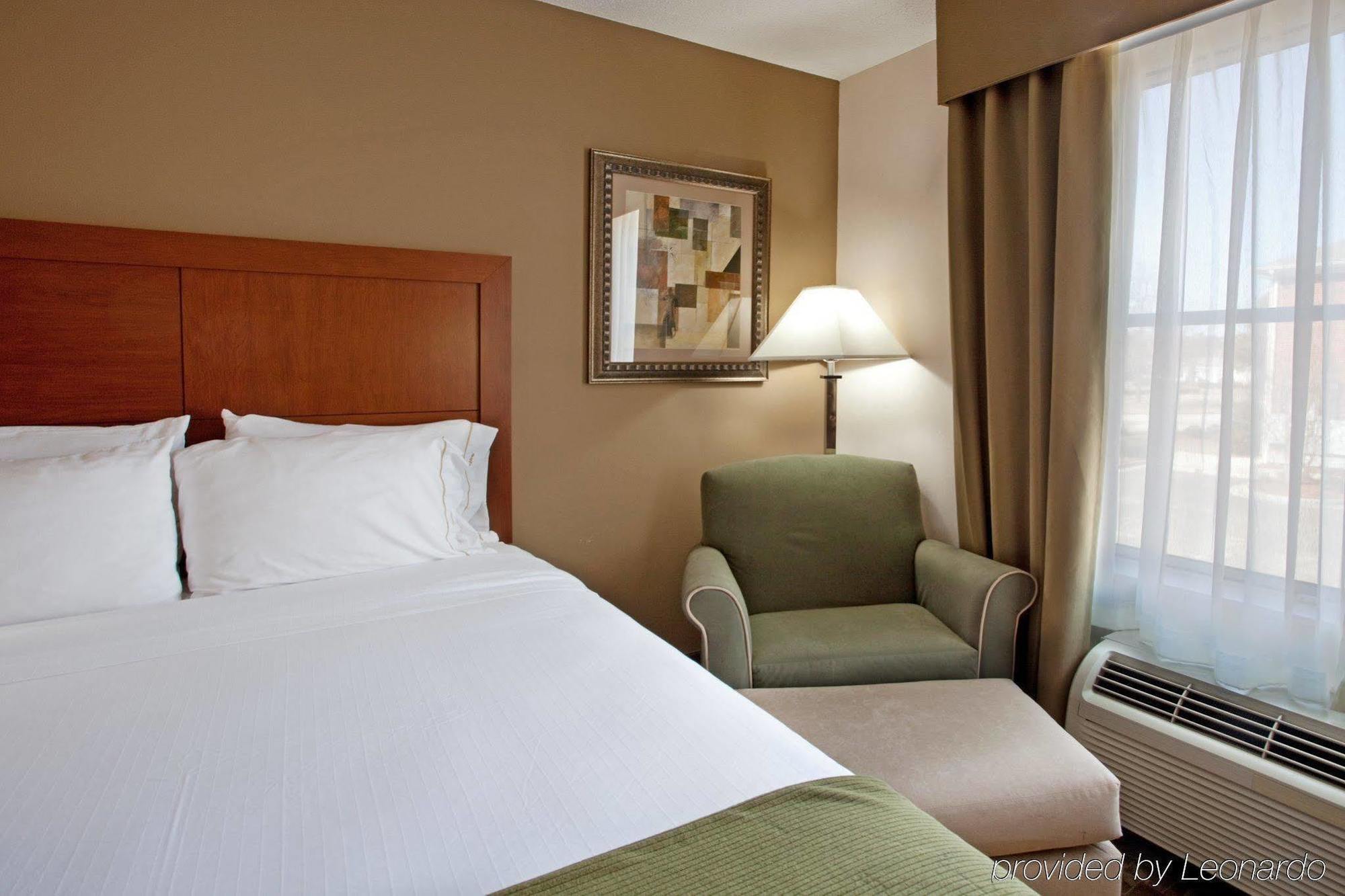 Holiday Inn Express Chapel Hill By Ihg Dış mekan fotoğraf