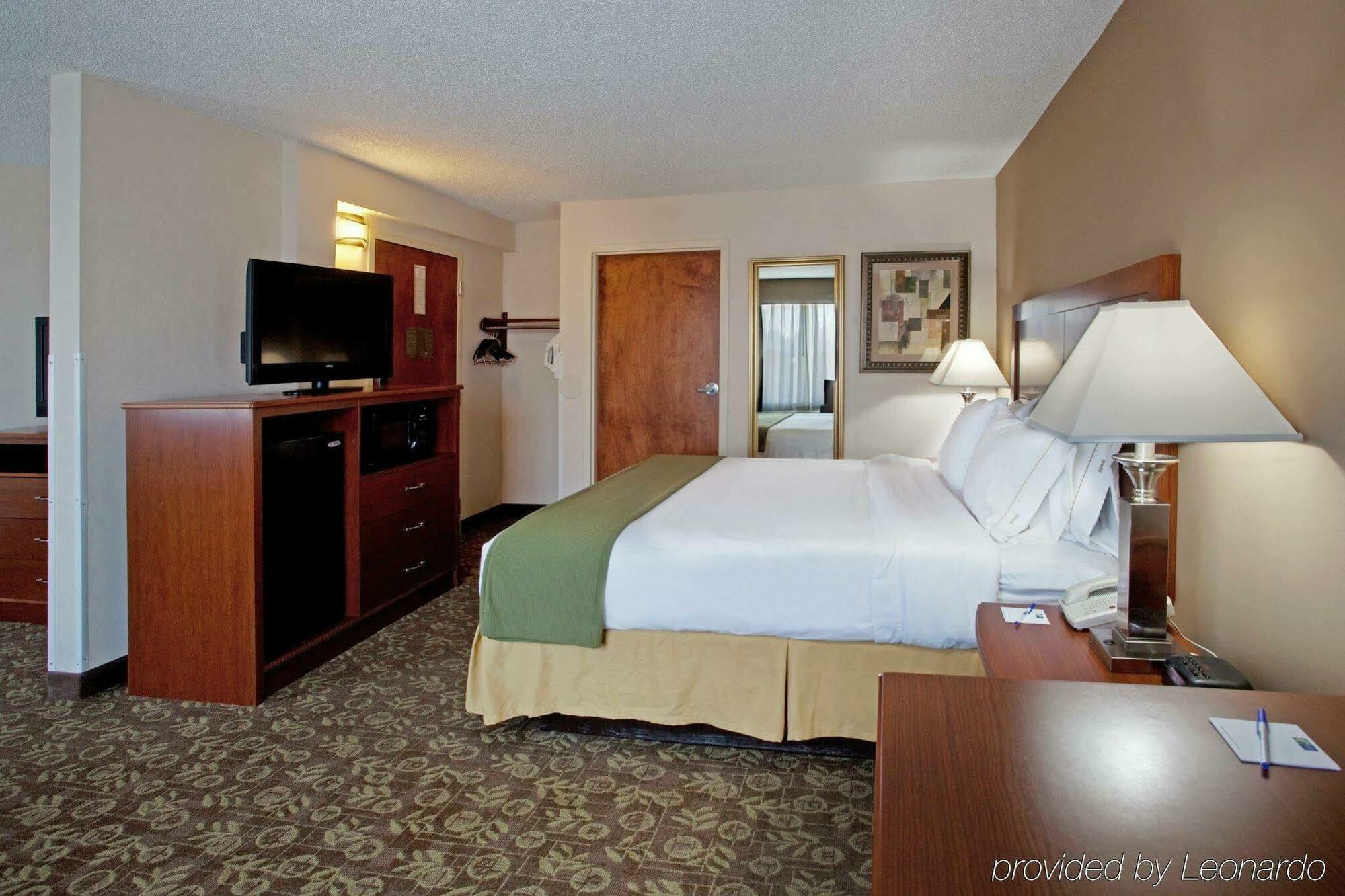 Holiday Inn Express Chapel Hill By Ihg Dış mekan fotoğraf